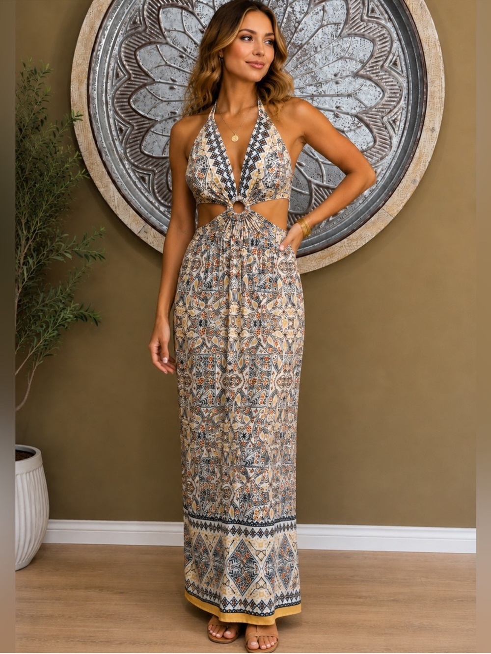 ILLA ILLA Neutral Paisley Halter Cutout Maxi Bohemian Resort Dress NWOT